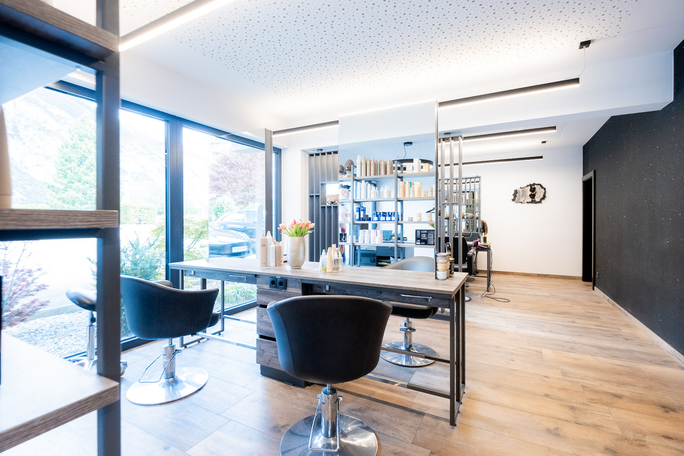 Salon Fenster