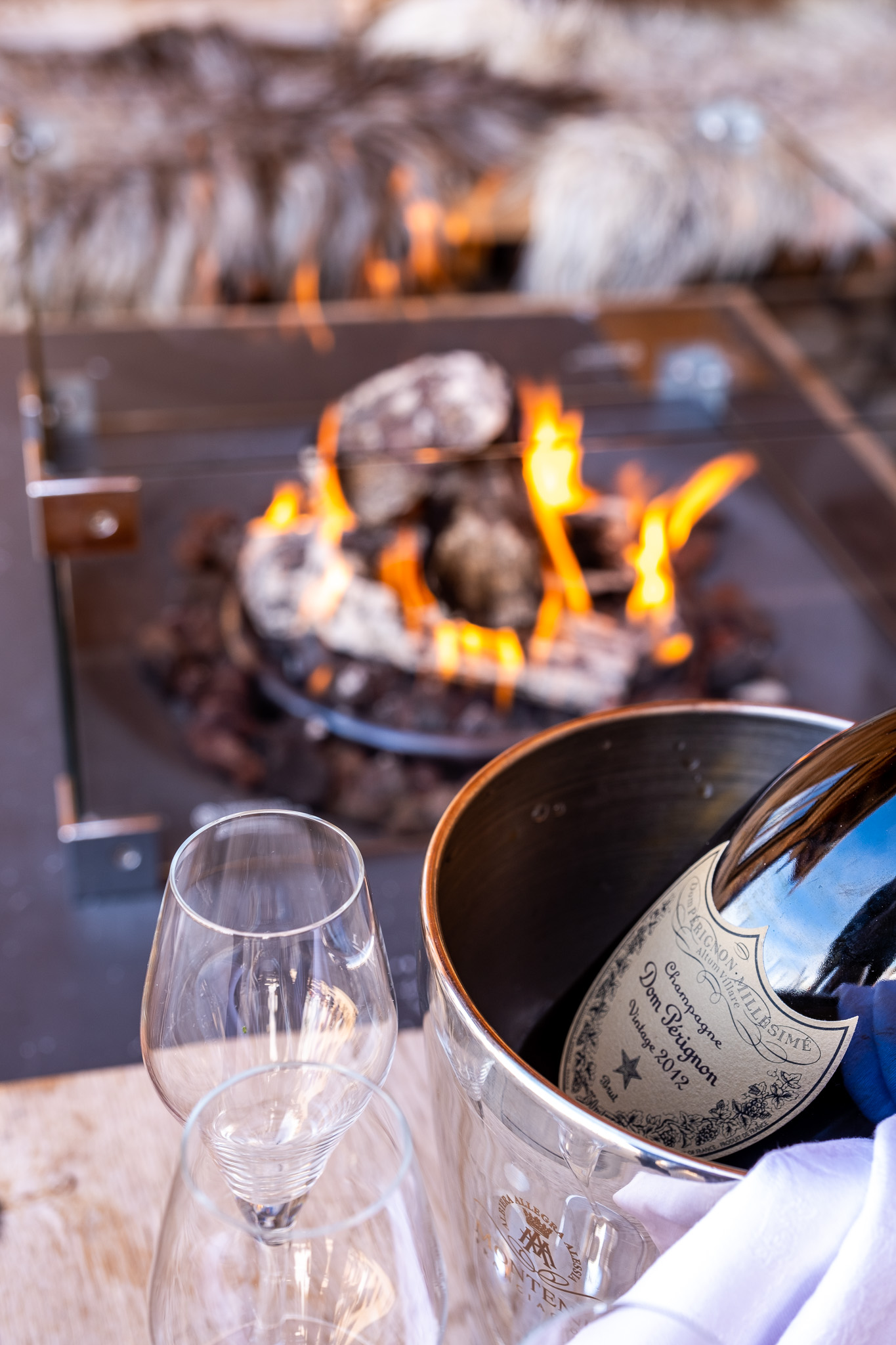 Holzalm Dom Perignon Champagner
