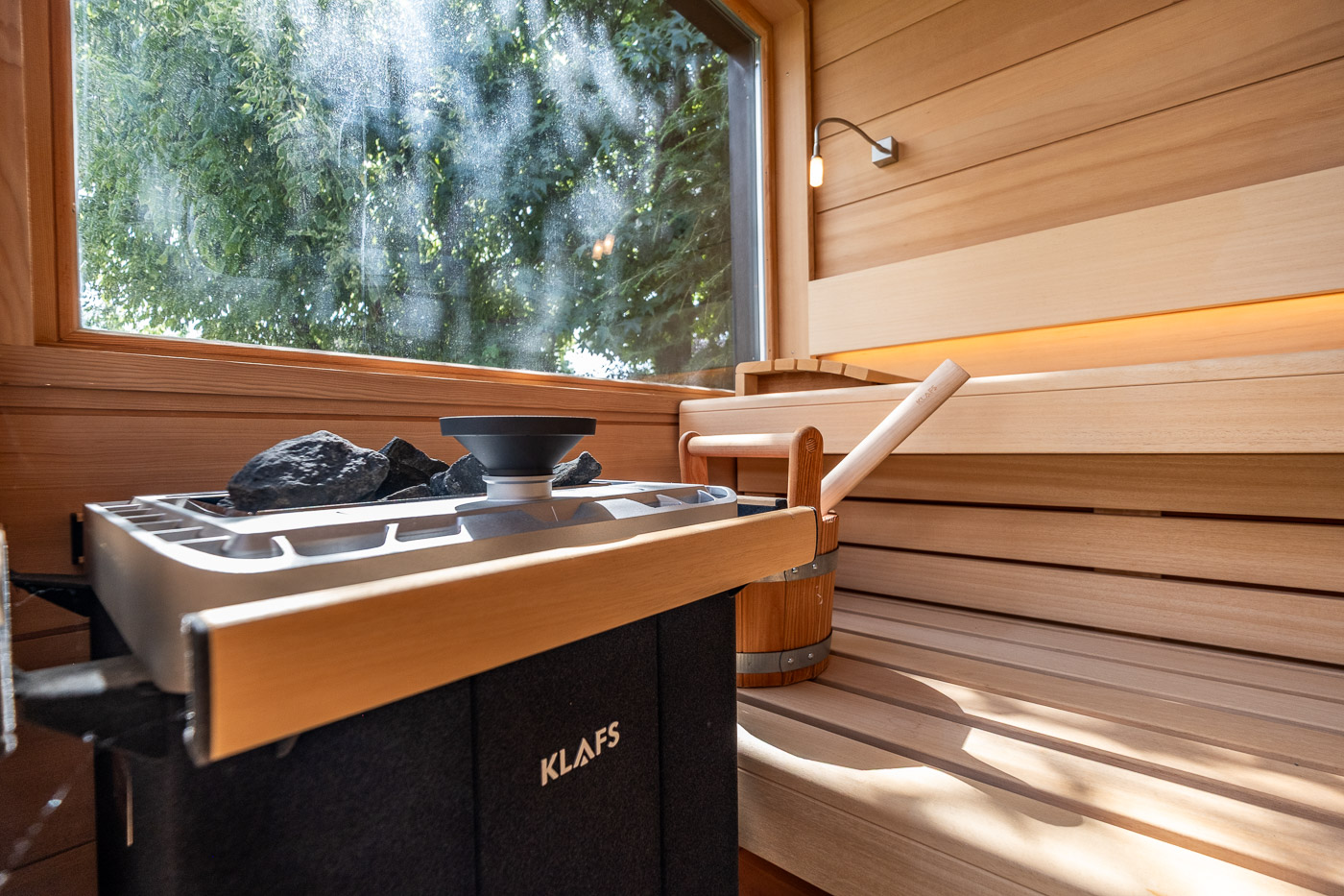 KLAFS Outdoor Sauna Innen